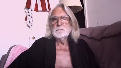 Snapshot of alphauniform chatting on 09-15-25, 03:12 AlphaUniform online show from 09-15-25, 03:12