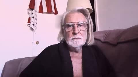 Snapshot of alphauniform chatting on 02-01-26, 08:07 AlphaUniform online show from 02-01-26, 08:07