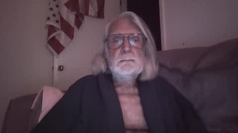 Snapshot of alphauniform chatting on 03-06-26, 11:56 AlphaUniform online show from 03-06-26, 11:56