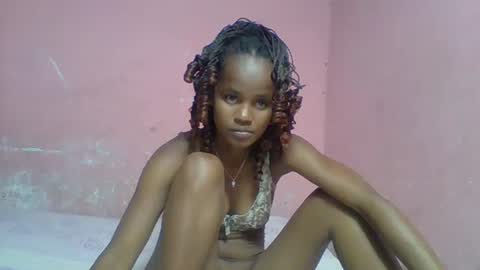 Snapshot of alphosettah chatting on 12-10-24, 07:43 alphosettah online show from 12-10-24, 07:43