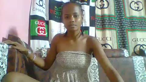 Snapshot of alphosettah chatting on 01-28-25, 07:32 alphosettah online show from 01-28-25, 07:32