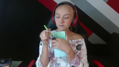 Alter  online show from 02-18-25, 06:37