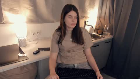 Melissa online show from 03-12-25, 11:42