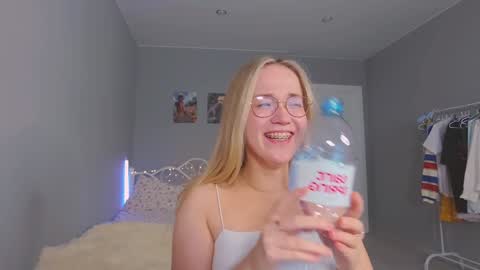 Snapshot of aluntick chatting on 12-07-24, 08:05 Amelia NEXT STREAM  online show from 12-07-24, 08:05