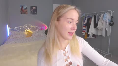 Snapshot of aluntick chatting on 12-13-24, 01:55 Amelia NEXT STREAM  online show from 12-13-24, 01:55