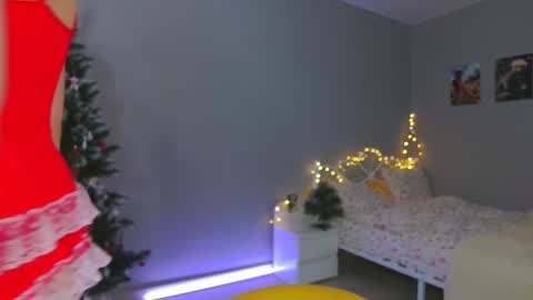 Snapshot of aluntick chatting on 12-29-24, 01:38 Amelia NEXT STREAM  online show from 12-29-24, 01:38