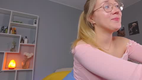 Snapshot of aluntick chatting on 02-01-25, 07:44 Amelia NEXT STREAM  online show from 02-01-25, 07:44