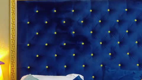 Alura Jenson online show from 09-15-25, 06:19