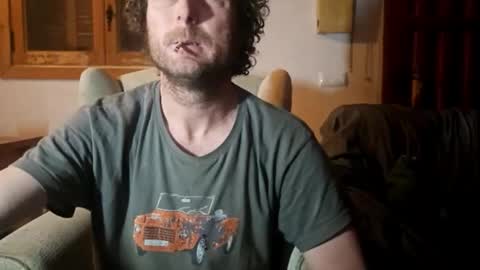 Snapshot of alvarooo1111 chatting on 10-19-25, 02:34 Balearicsex11 online show from 10-19-25, 02:34