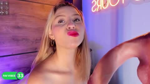 Alya online show from 11-25-25, 10:59