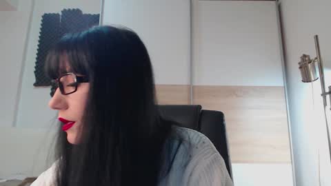 Alice online show from 11-19-25, 12:16