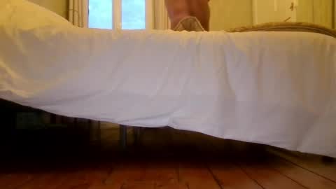 alyema128 online show from 04-13-26, 06:35