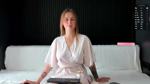 Alena online show from 09-21-25, 12:29