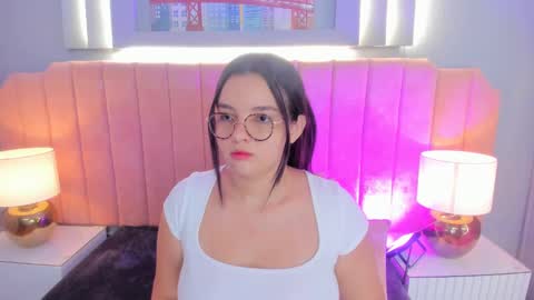 Alys  online show from 09-25-25, 03:32