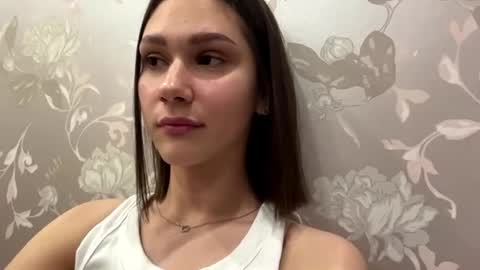 Snapshot of alysastuddiford chatting on 07-04-26, 08:15 Alisa online show from 07-04-26, 08:15