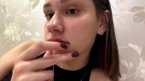 Snapshot of alysastuddiford chatting on 07-24-26, 08:51 Alisa online show from 07-24-26, 08:51