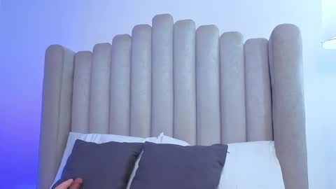 Snapshot of alysha_xia_ chatting on 03-08-26, 03:54 alysha_xia_ online show from 03-08-26, 03:54