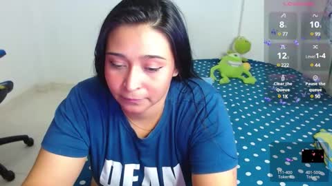 Snapshot of alyson_15 chatting on 12-22-24, 04:39 Alyson online show from 12-22-24, 04:39