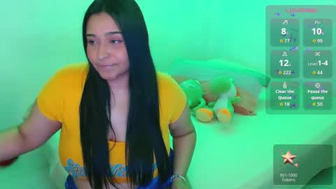 Alyson online show from 09-30-25, 05:23