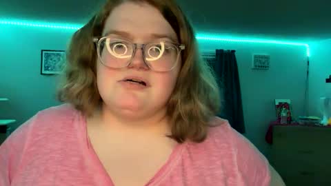 Lily online show from 09-20-25, 11:50