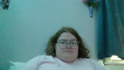 Lily online show from 09-30-25, 03:50