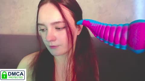 Snapshot of alyssa__scarlet chatting on 02-07-25, 09:26 Alyssa online show from 02-07-25, 09:26