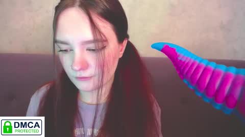 Snapshot of alyssa__scarlet chatting on 10-22-25, 09:31 Alyssa online show from 10-22-25, 09:31