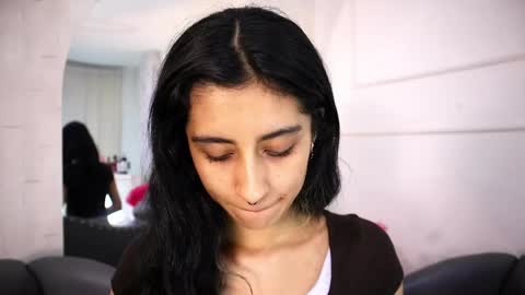 Snapshot of alyssa_joness chatting on 05-21-26, 03:46 alyssa_joness online show from 05-21-26, 03:46