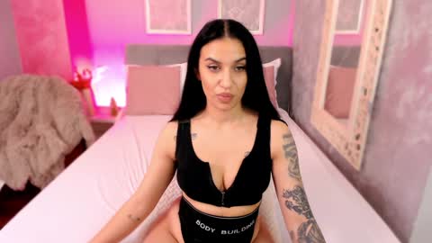 Alyssa online show from 12-10-24, 01:00