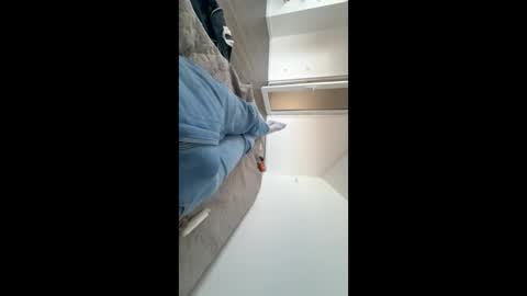 alzuhki online show from 11-02-25, 02:08