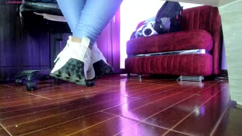 anny online show from 11-08-25, 02:45