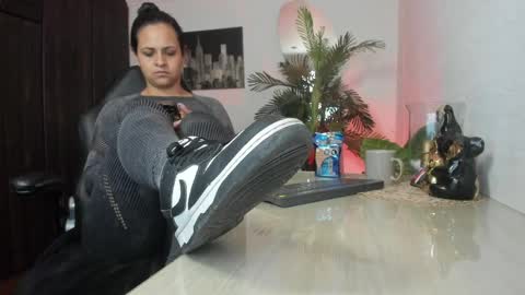 anny online show from 04-09-26, 02:22