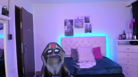 B I A N C A online show from 12-20-24, 10:16