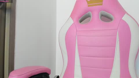 Amaia Mendoza online show from 01-18-25, 07:37