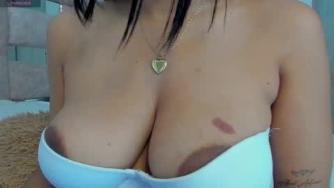 Amaia Mendoza online show from 02-22-25, 06:30