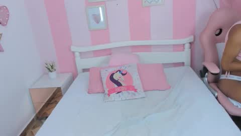 amaia_monroe online show from 12-05-25, 04:36