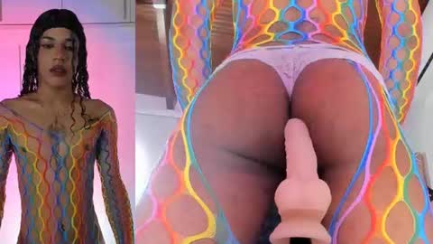 Snapshot of amaia_monroe chatting on 06-09-26, 02:01 amaia_monroe online show from 06-09-26, 02:01