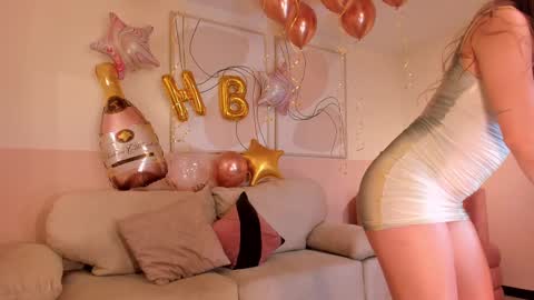 Snapshot of amaiahaywood chatting on 02-12-25, 01:27 Amaia Haywood online show from 02-12-25, 01:27