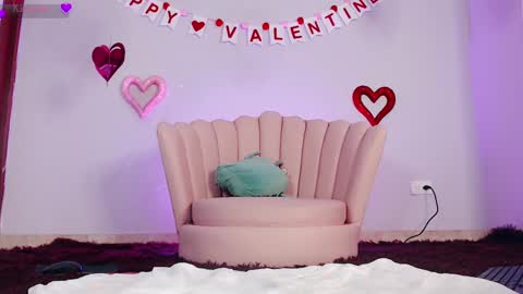 Snapshot of amaisinclair chatting on 02-09-25, 12:08 Amai Sinclair online show from 02-09-25, 12:08