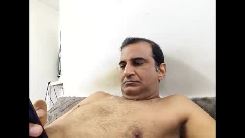 Snapshot of amajeedf1979 chatting on 10-25-25, 11:32 amajeedf1979 online show from 10-25-25, 11:32