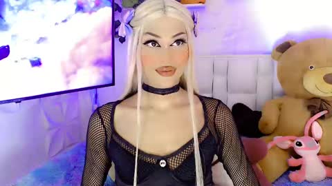 amal_baddel_ online show from 02-18-25, 06:37