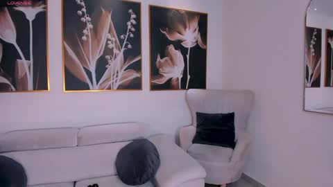 Amalia cruss online show from 05-29-26, 08:29