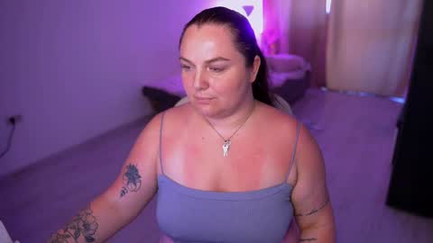 Snapshot of amalia_minkxx chatting on 06-09-26, 04:18 amalia_minkxx online show from 06-09-26, 04:18