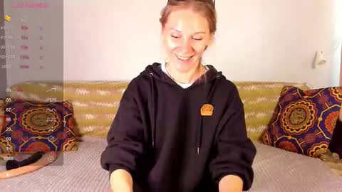 Amalia online show from 10-19-25, 08:04