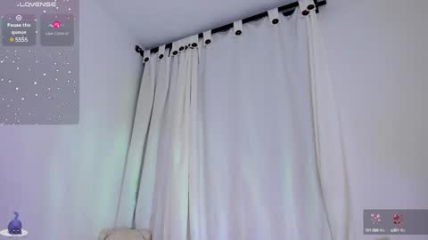 Snapshot of amaliaandrade chatting on 12-10-24, 08:08 Amalia real MIA online show from 12-10-24, 08:08