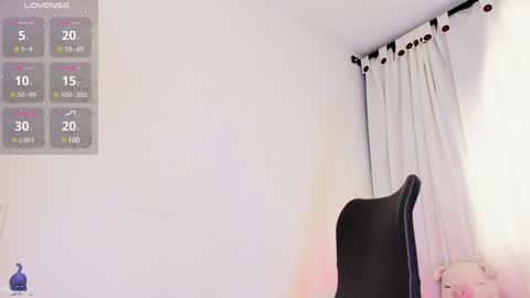 Snapshot of amaliaandrade chatting on 12-18-24, 11:24 Amalia real MIA online show from 12-18-24, 11:24