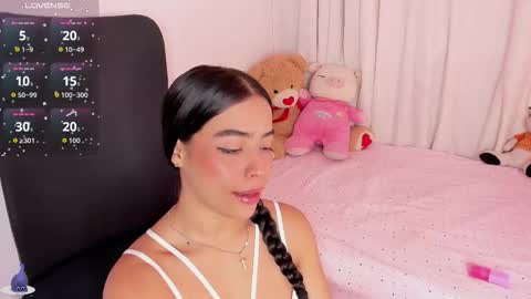 Snapshot of amaliaandrade chatting on 10-10-25, 05:06 Amalia real MIA online show from 10-10-25, 05:06