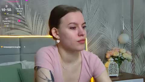 Snapshot of amaliabell chatting on 09-22-25, 01:02 Amalia online show from 09-22-25, 01:02