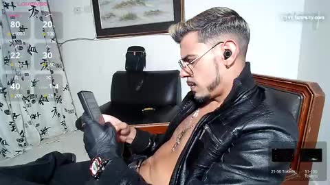 Snapshot of amand_sex chatting on 01-24-25, 10:30 amand_sex online show from 01-24-25, 10:30