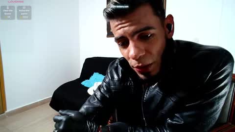 Snapshot of amand_sex chatting on 03-01-25, 02:37 amand_sex online show from 03-01-25, 02:37